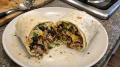Carnitas-Burritos wie im Lieblings-Spot – zart geschmort, am Schluss knusprig